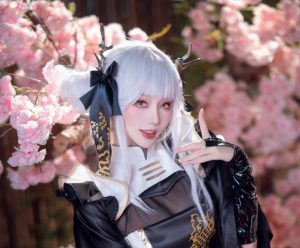如月灰:御姐女王范儿的Cosplay女神-布玛社