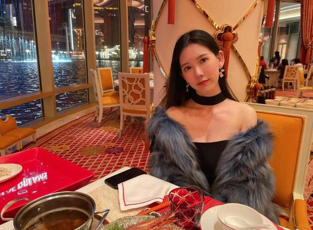 chloe霏霏 配图 chloe霏霏配图:聊聊chloe霏霏:甜一点可以,但千万别演太满