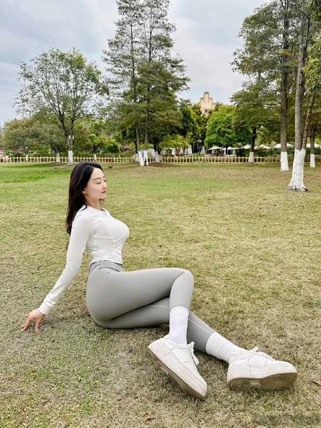 chloe菲菲 配图 3