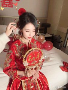 抖娘-利世如果只剩滤镜，那就没意思了-布玛社