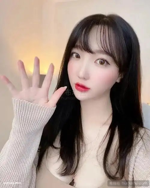 别把孙乐乐写真看成普通美图，她真正出彩的是分寸感 - 布玛社