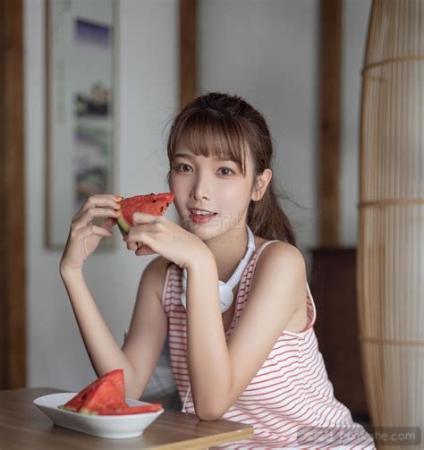 西瓜少女写真 配图 3