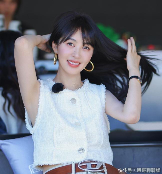黎菲儿 配图 1