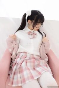少女秩序让我停住的不是噱头，是几张很稳的图-布玛社