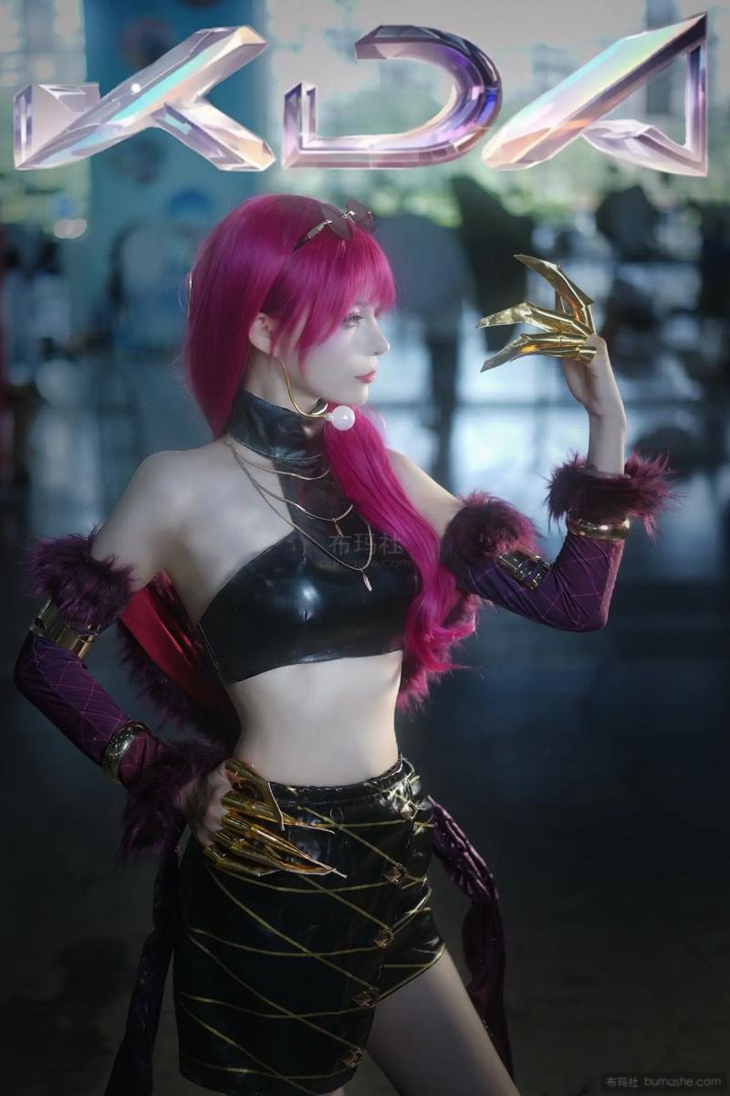 伊芙琳Evelyn 配图 1