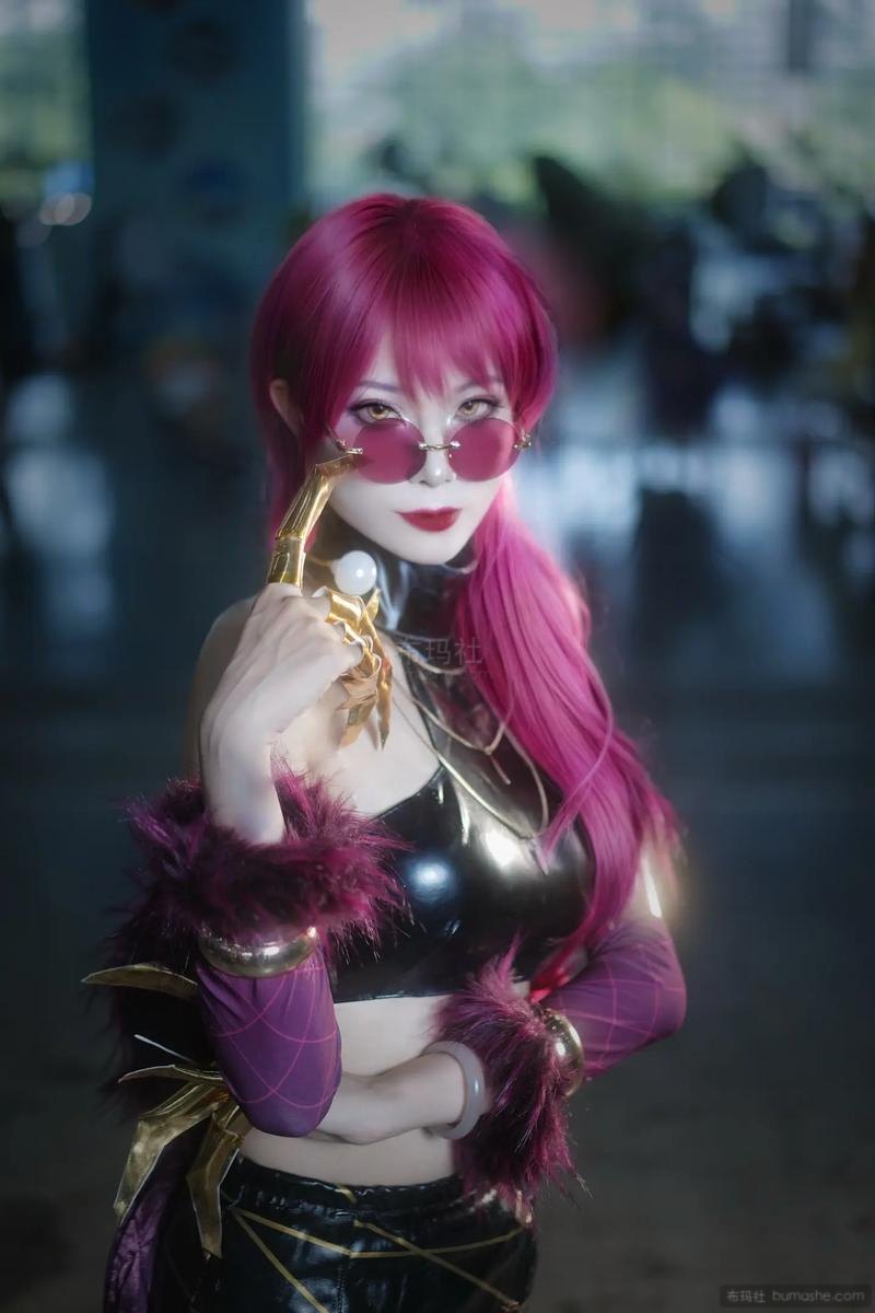 伊芙琳Evelyn 配图 2