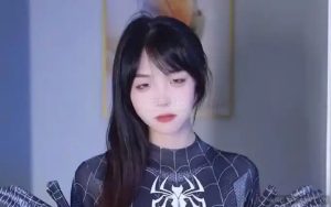 别把清风皓月看成普通美图，她真正出彩的是分寸感-布玛社