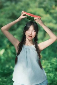 村上西瓜写真赏析：服饰搭配与拍摄风格-布玛社