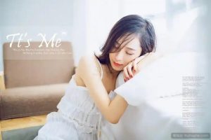 懒懒猪lazypiggy白衣写真鉴赏：安静的姿态，比满屏亮白更动人-布玛社