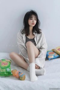 每日一乐写真风格解析：构图、光线与人物表现-布玛社