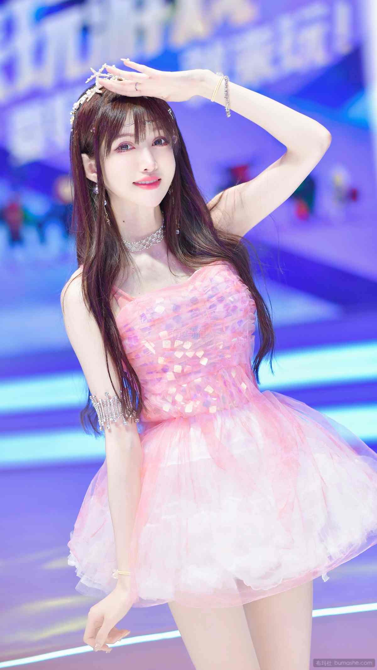王羽杉Barbieshy 配图 1